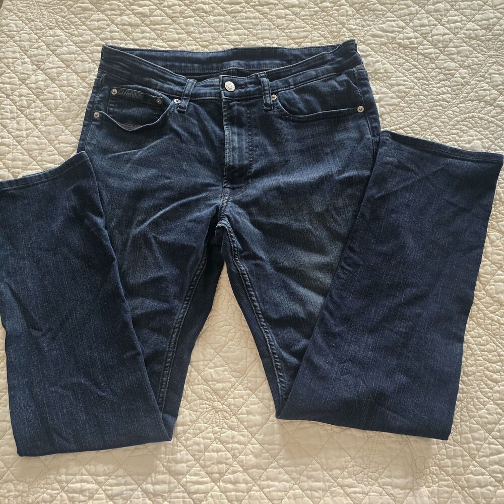 Calvin Klein men's Slim Straight fit dark wash blue jeans 32x30